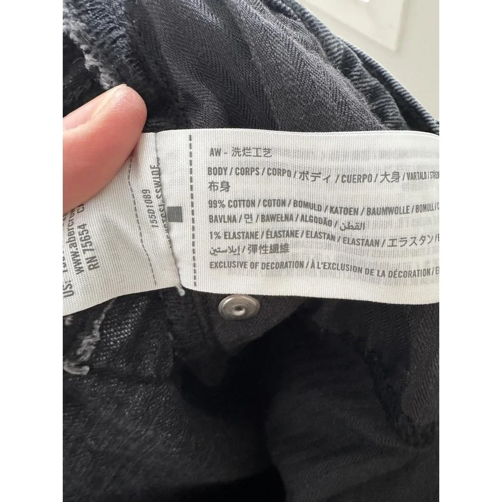 Abercrombie & Fitch‎ Ultra High Rise 90s Skin Straight Jeans